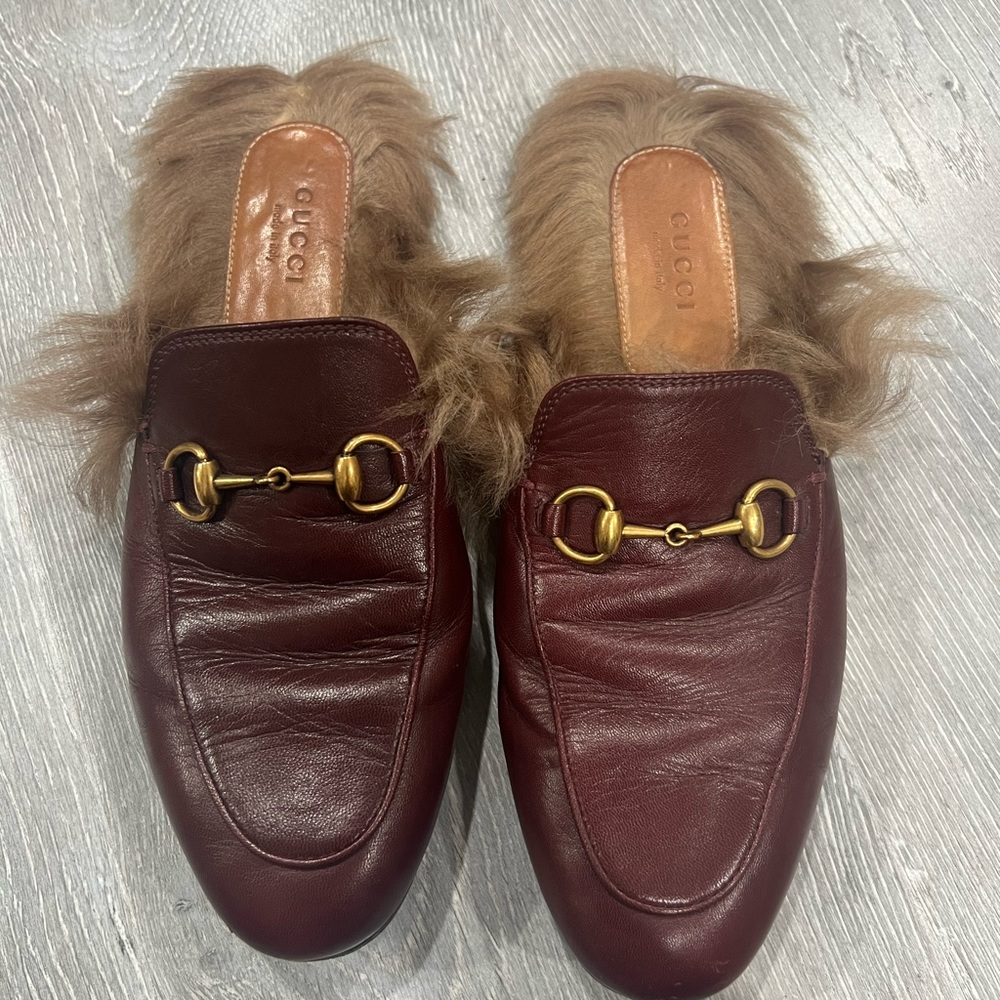 Gucci fur prince town mules size 37